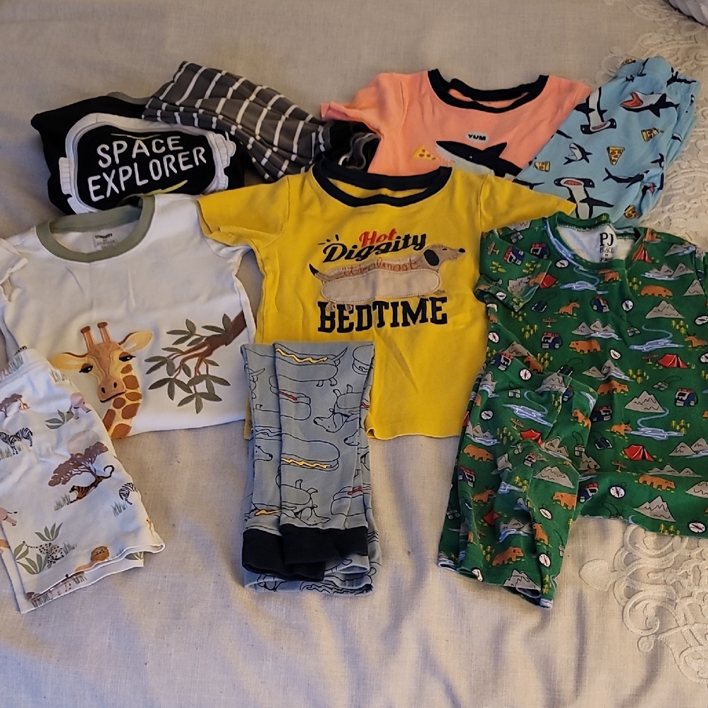 x5 Matching Sets Of Assorted Kids Pajamas, Size 5: Carter's, Gymboree, PJ Place